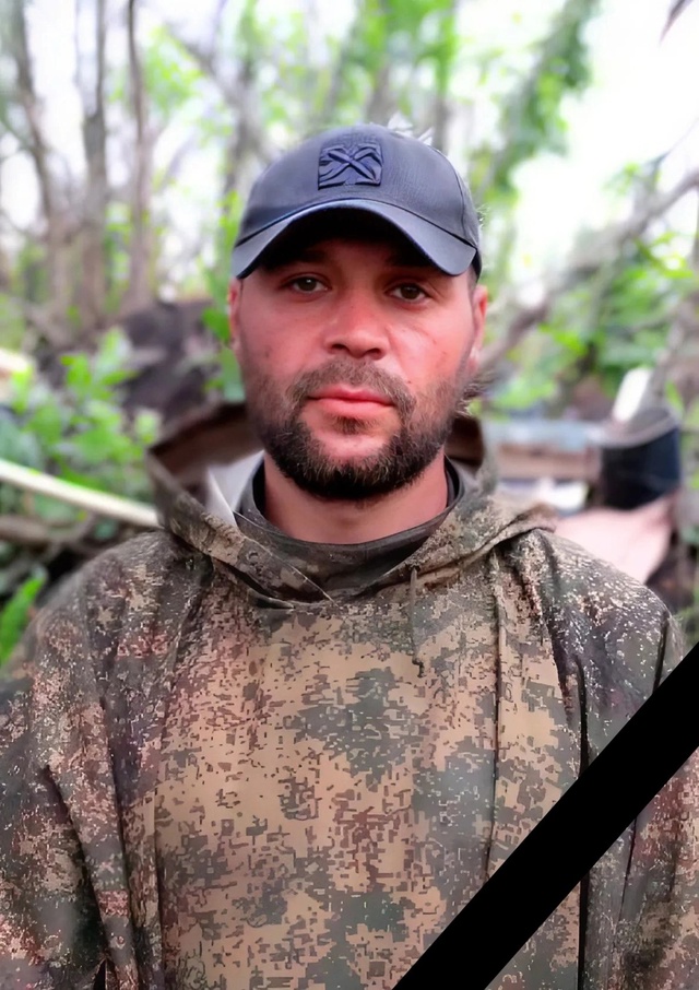 Карлов Виктор Викторович